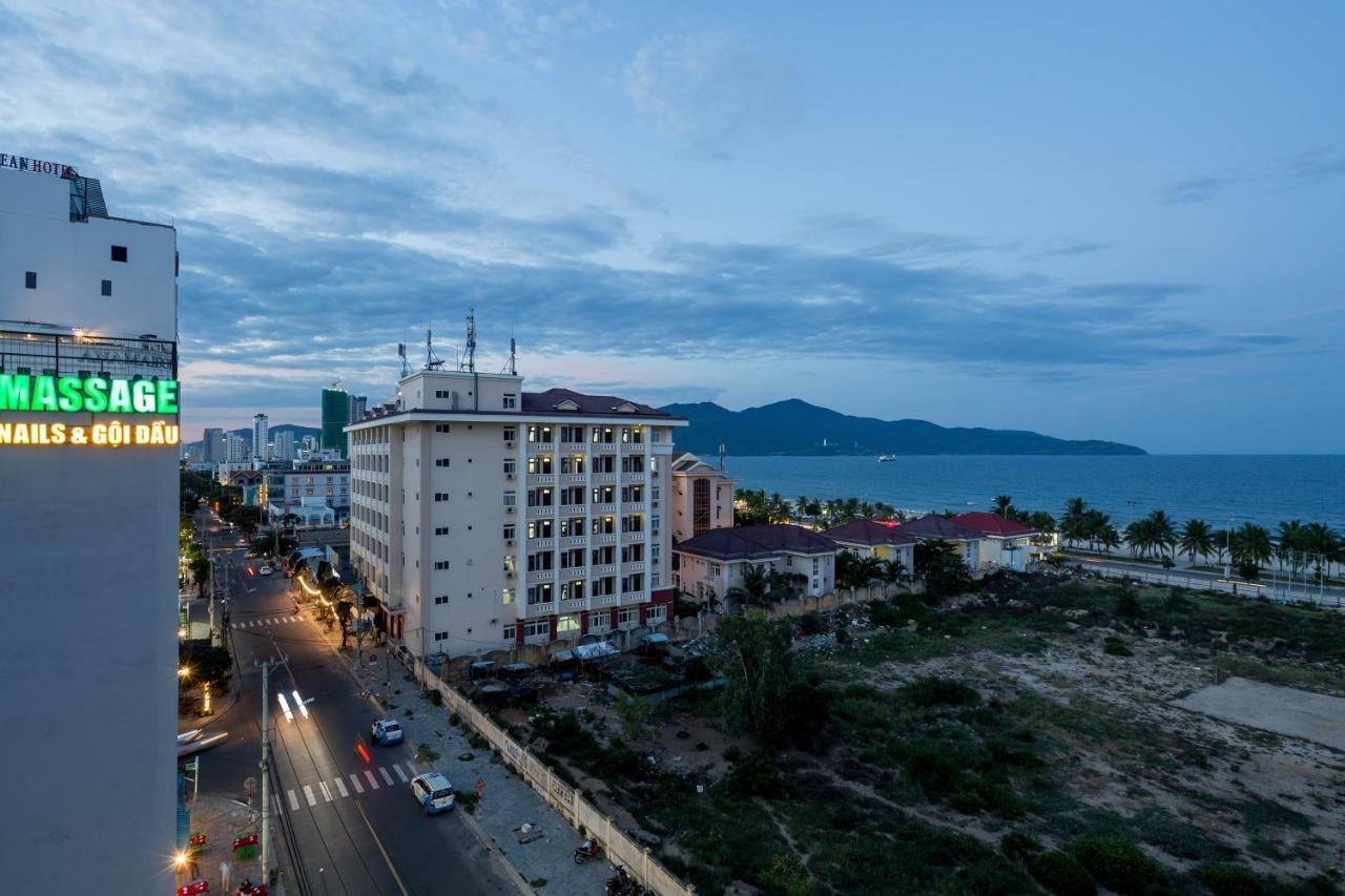Haya Hotel Beach Дананг Екстер'єр фото