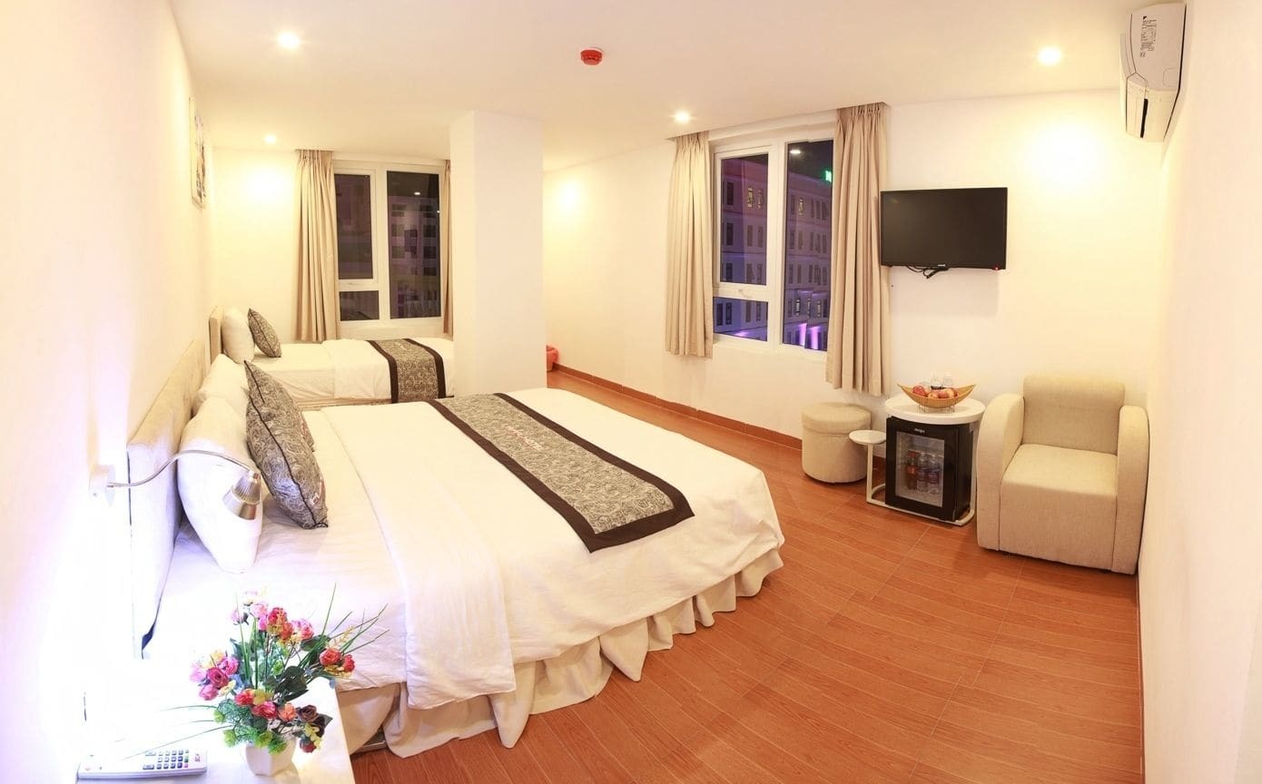 Haya Hotel Beach Дананг Екстер'єр фото